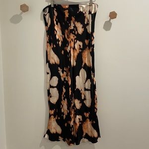 Midi patterned skirt
